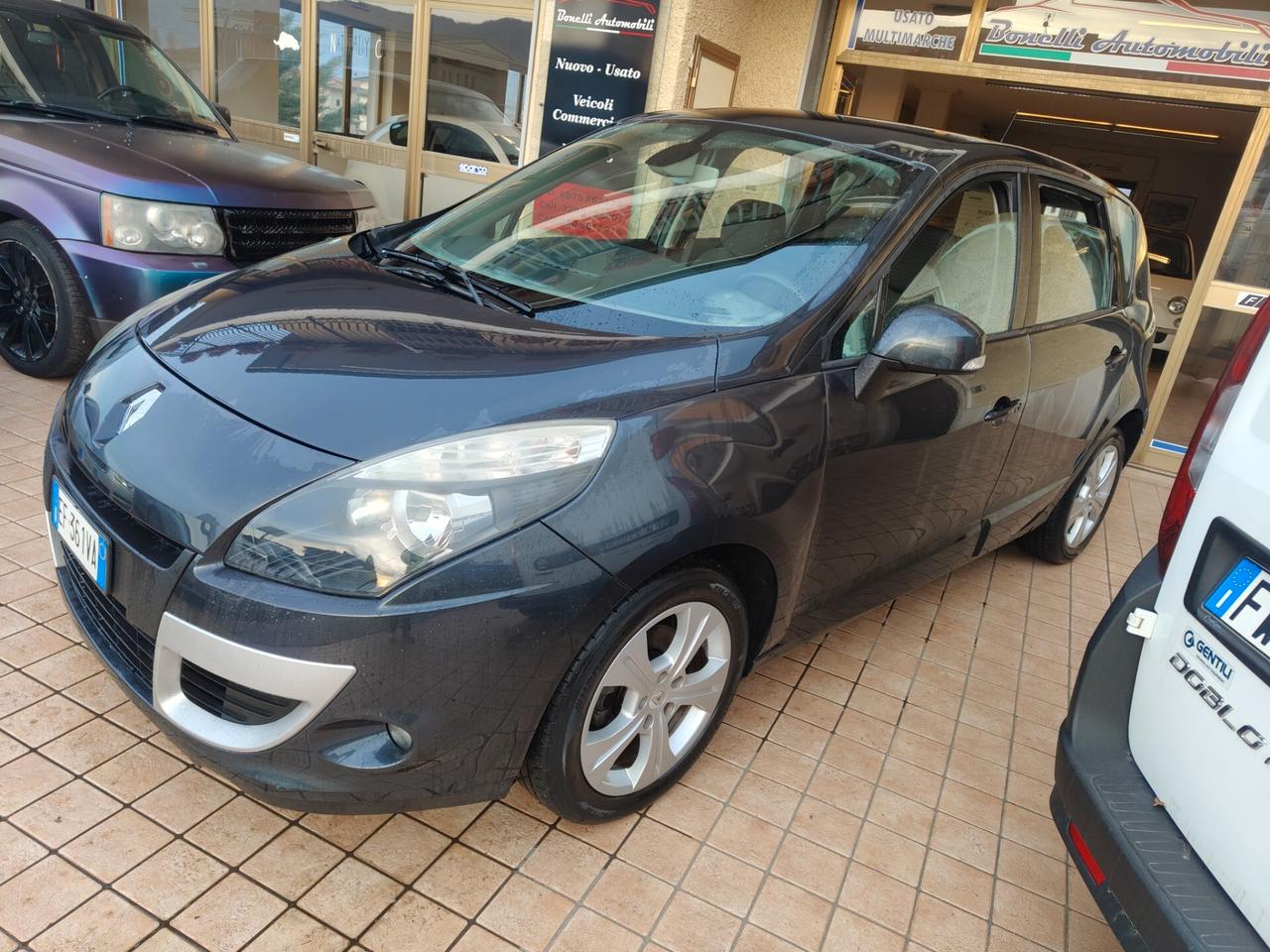 Renault Scenic Scénic X-Mod 1.9 dCi 130CV Luxe
