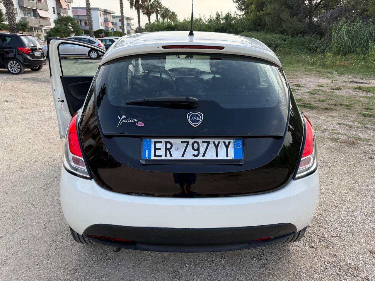 Lancia Ypsilon 1.2 69 CV 5 porte PERMUTE