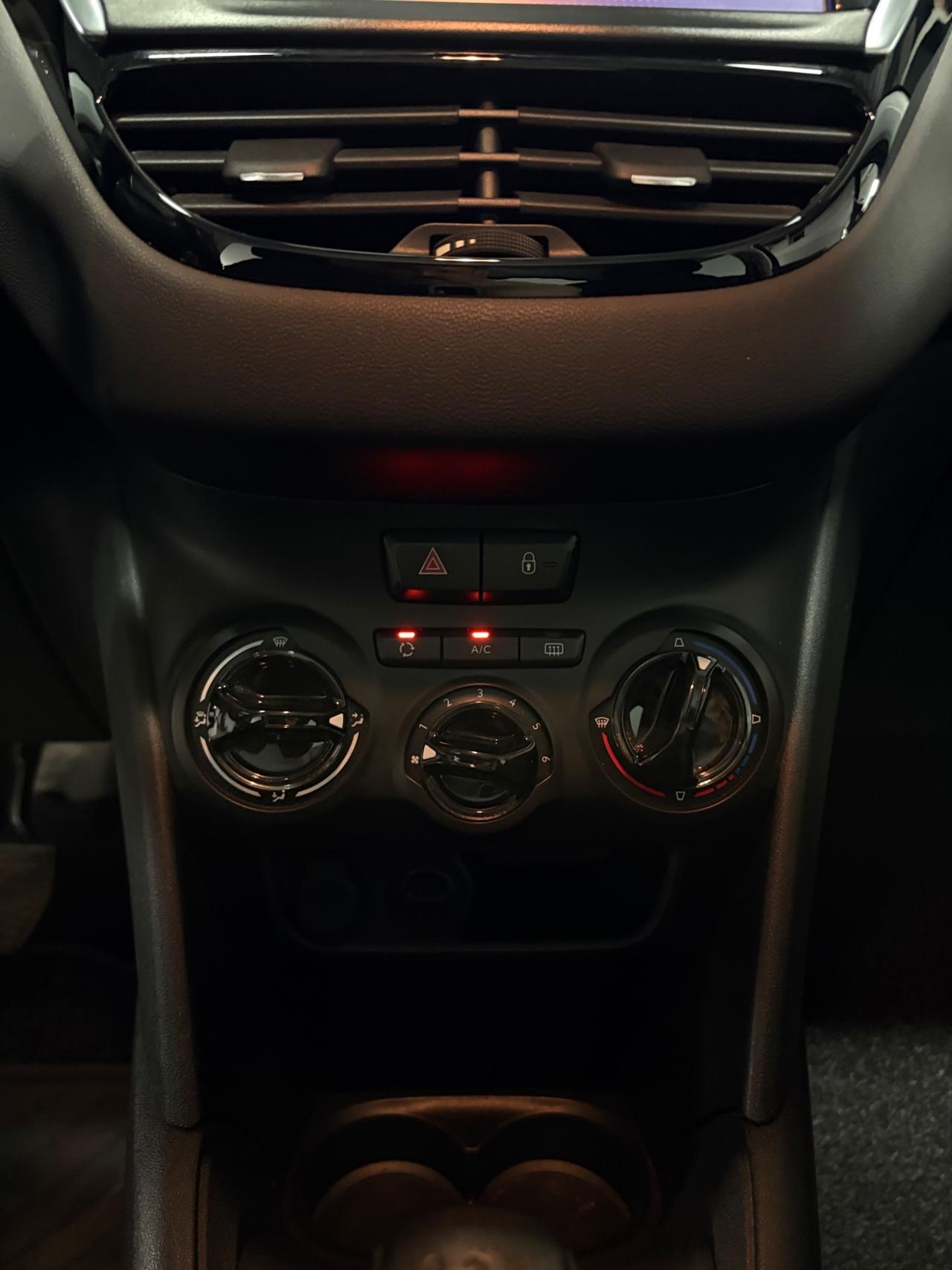 Peugeot 208 5p. Allure