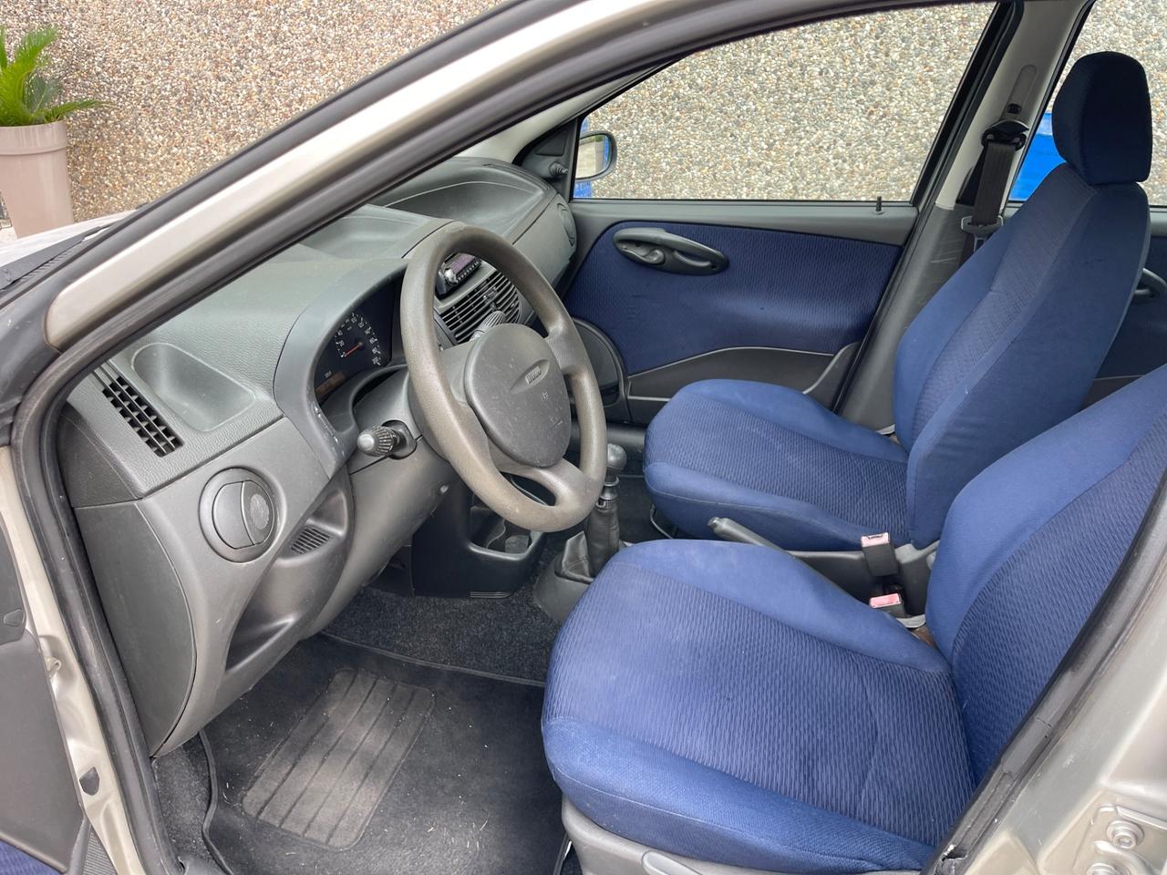 Fiat Punto 1.2i benzina 91.000km uni prop
