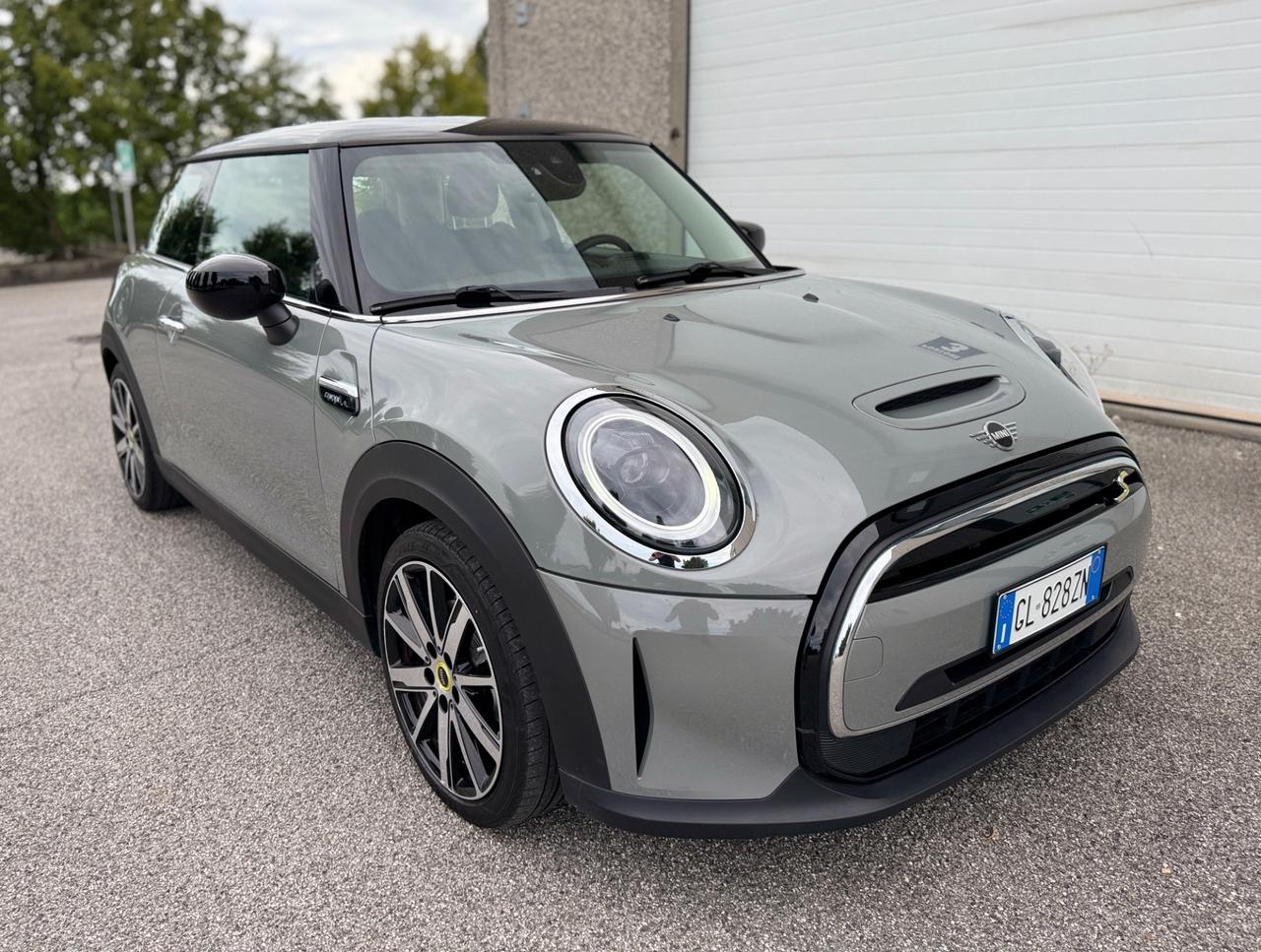 Mini Full Electric Cooper SE Camden Edition