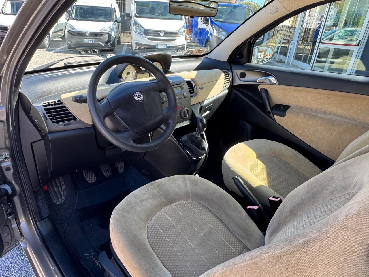 Lancia Ypsilon 1.2 16V Platino FRIZIONE NUOVA