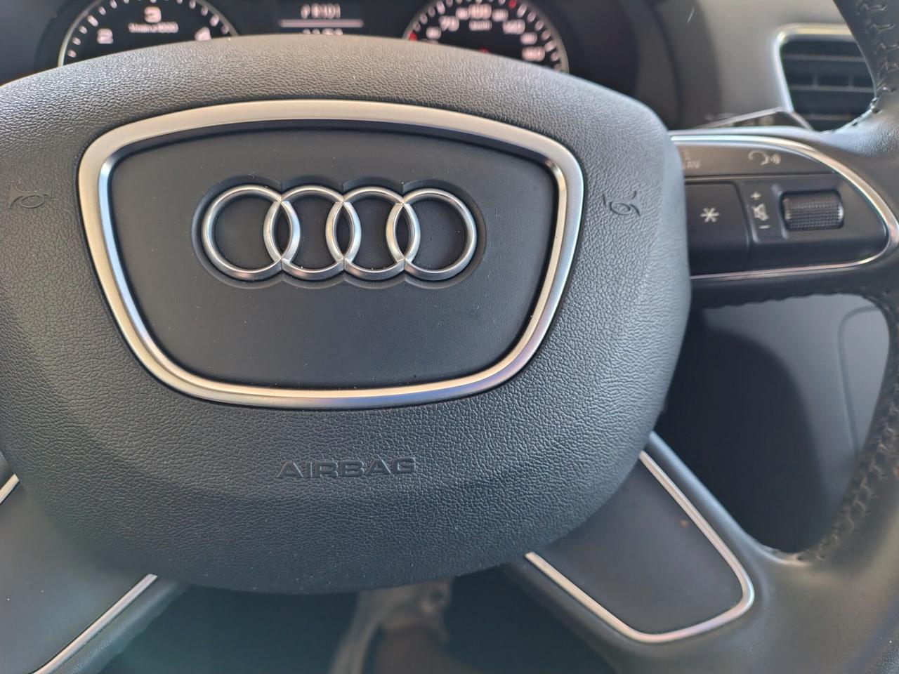 Audi Q3 2.0 TDI 120 CV S tronic Business