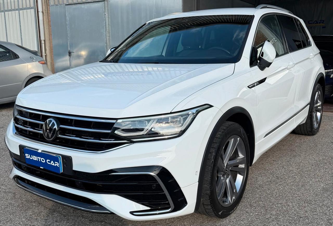 Volkswagen Tiguan 2.0 TDI 150 CV SCR DSG R-Line