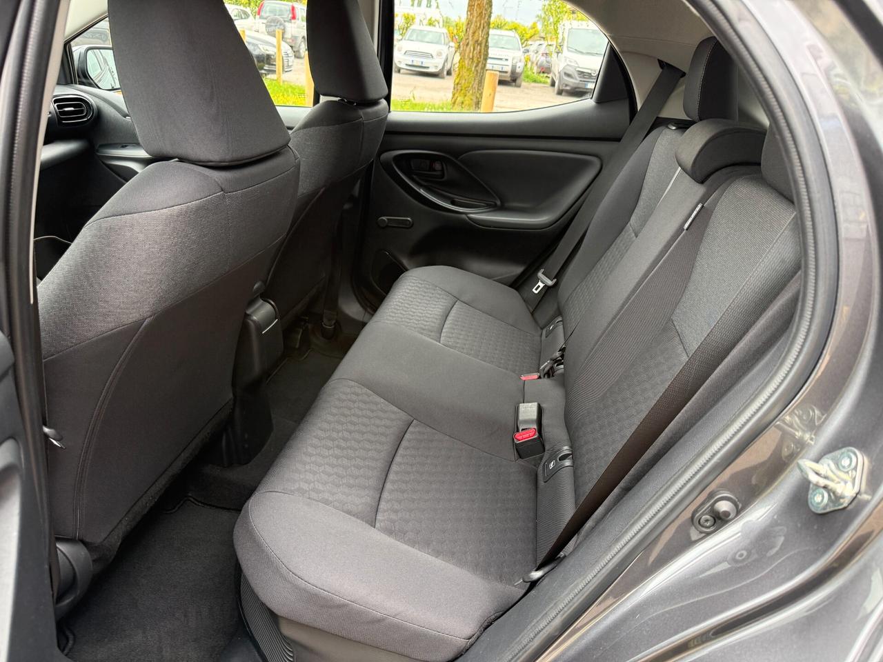 Toyota Yaris 1.5 Hybrid 5 porte Trend