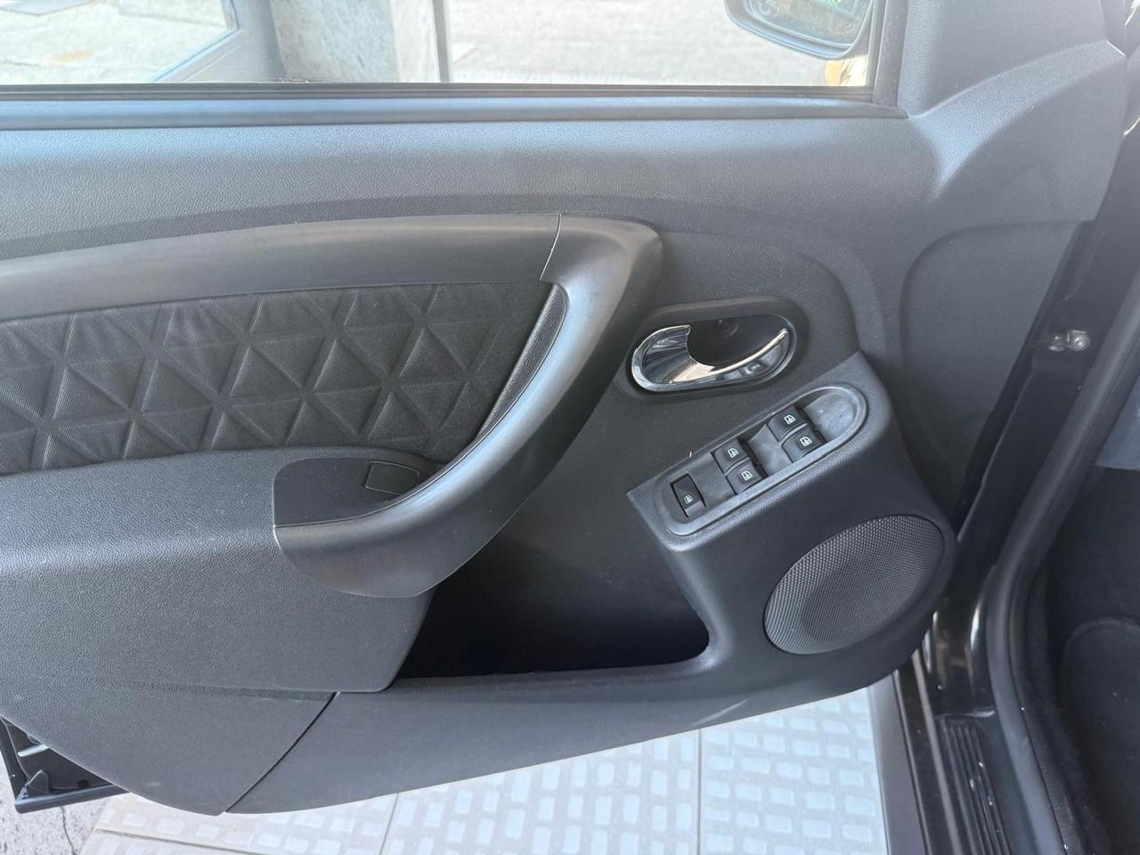 Dacia Duster 1.6 110cv 4x2 GPL Lauereate