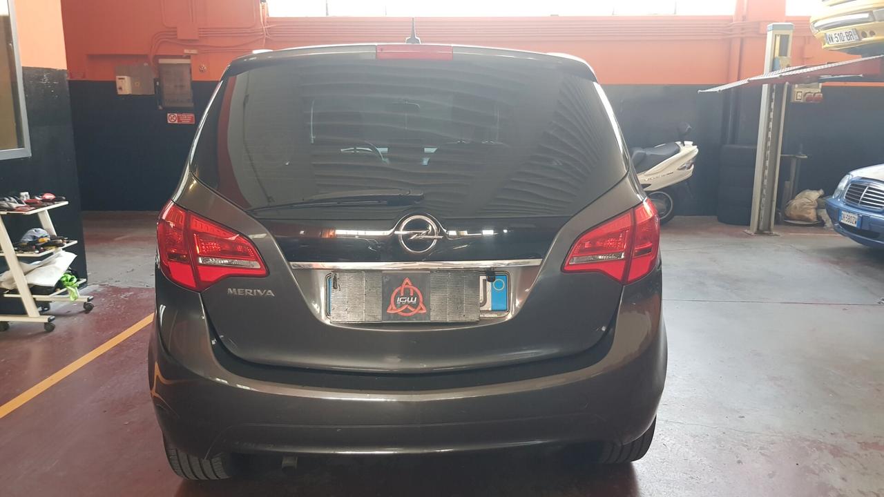 Opel Meriva CATENA E FRIZIONE NUOVE!!!