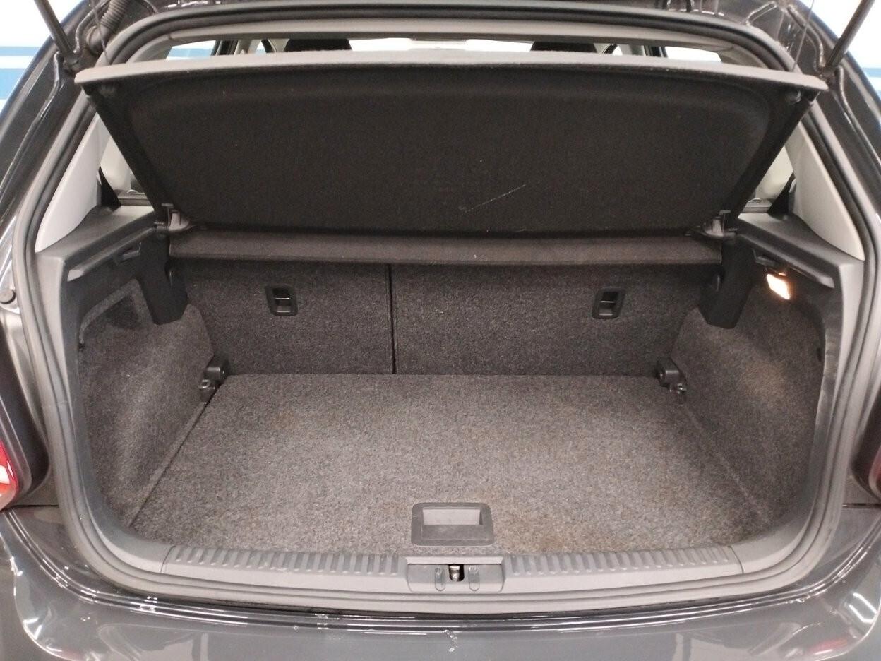 Volkswagen Polo 5p 1.4 tdi Comfortline 75cv *NEOPATENTATI*