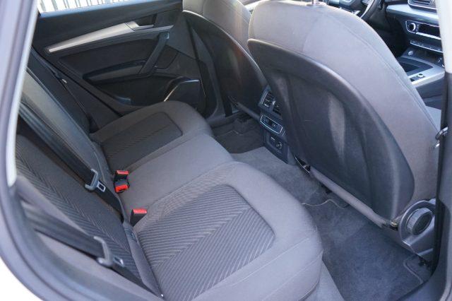 AUDI Q5 SPORTBACK 40 TDI quattro S tronic Business Advance