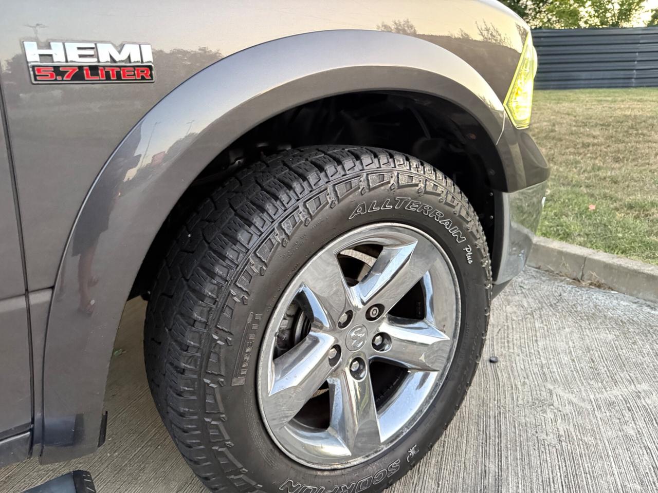 Dodge RAM 5.7 HEMI Laramie 401CV GPL