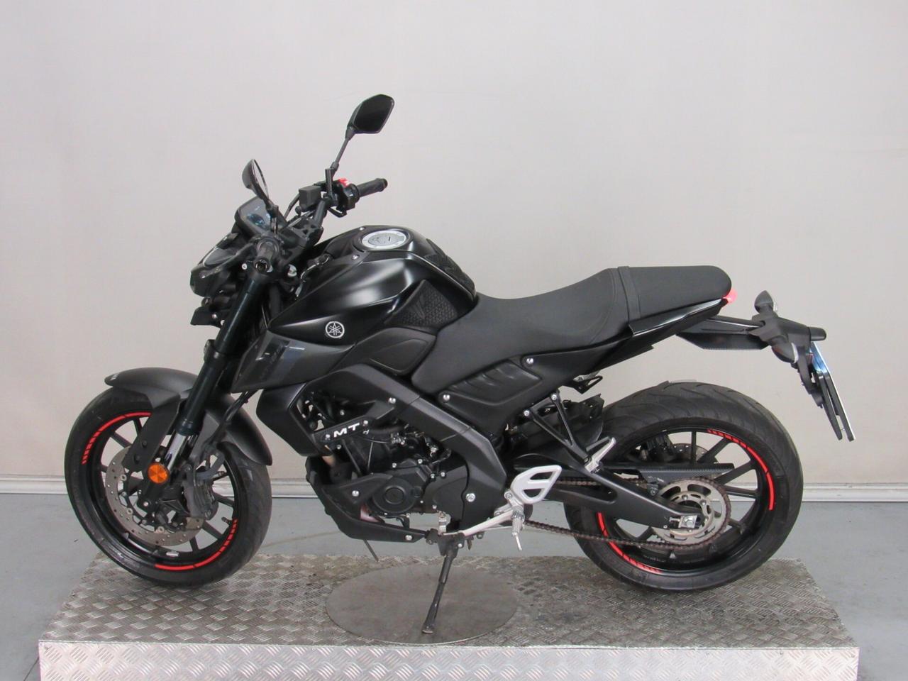 Yamaha MT-125 11 KW PATENTE A1/B