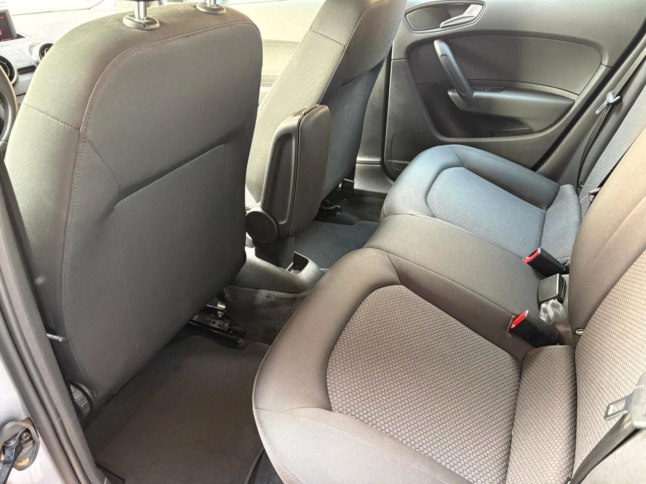 Audi A1 1.6 TDI S tronic line edition