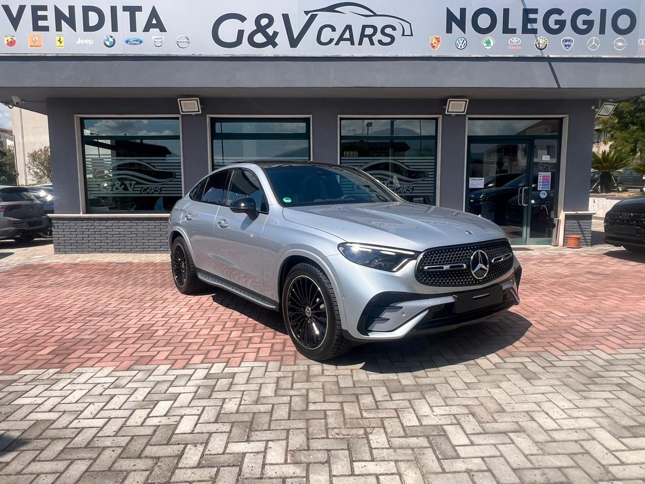 Mercedes-Benz GLC 300 d acc. €28.350 noleggio con riscatto no scoring