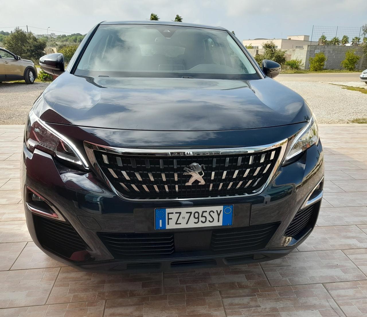 Peugeot 3008 BlueHDi 130 S&S EAT8 Business