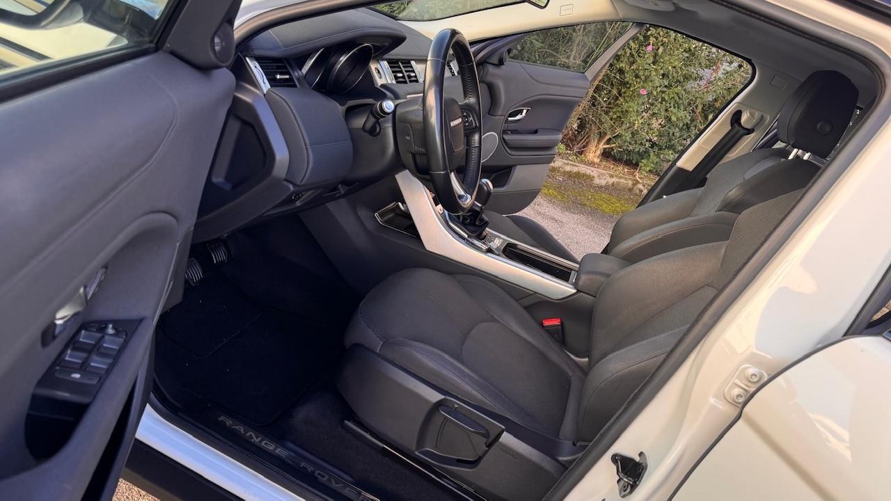 Land Rover Range Evoque 2.0 TD4 150 CV 5p. SE Dynamic