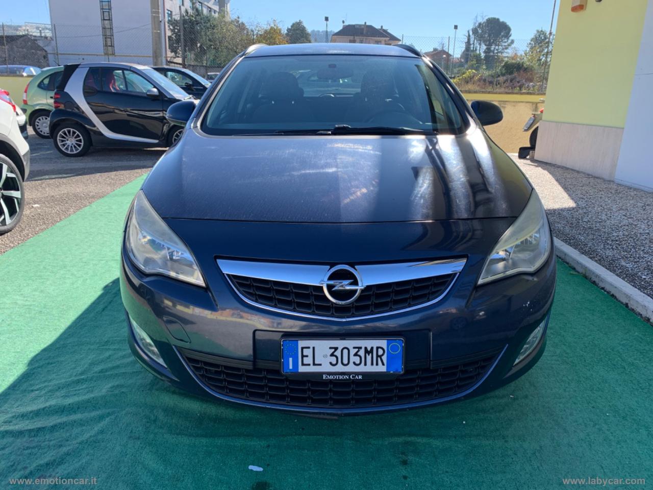 OPEL Astra 1.7 CDTI 110 CV ST Cosmo - 2012