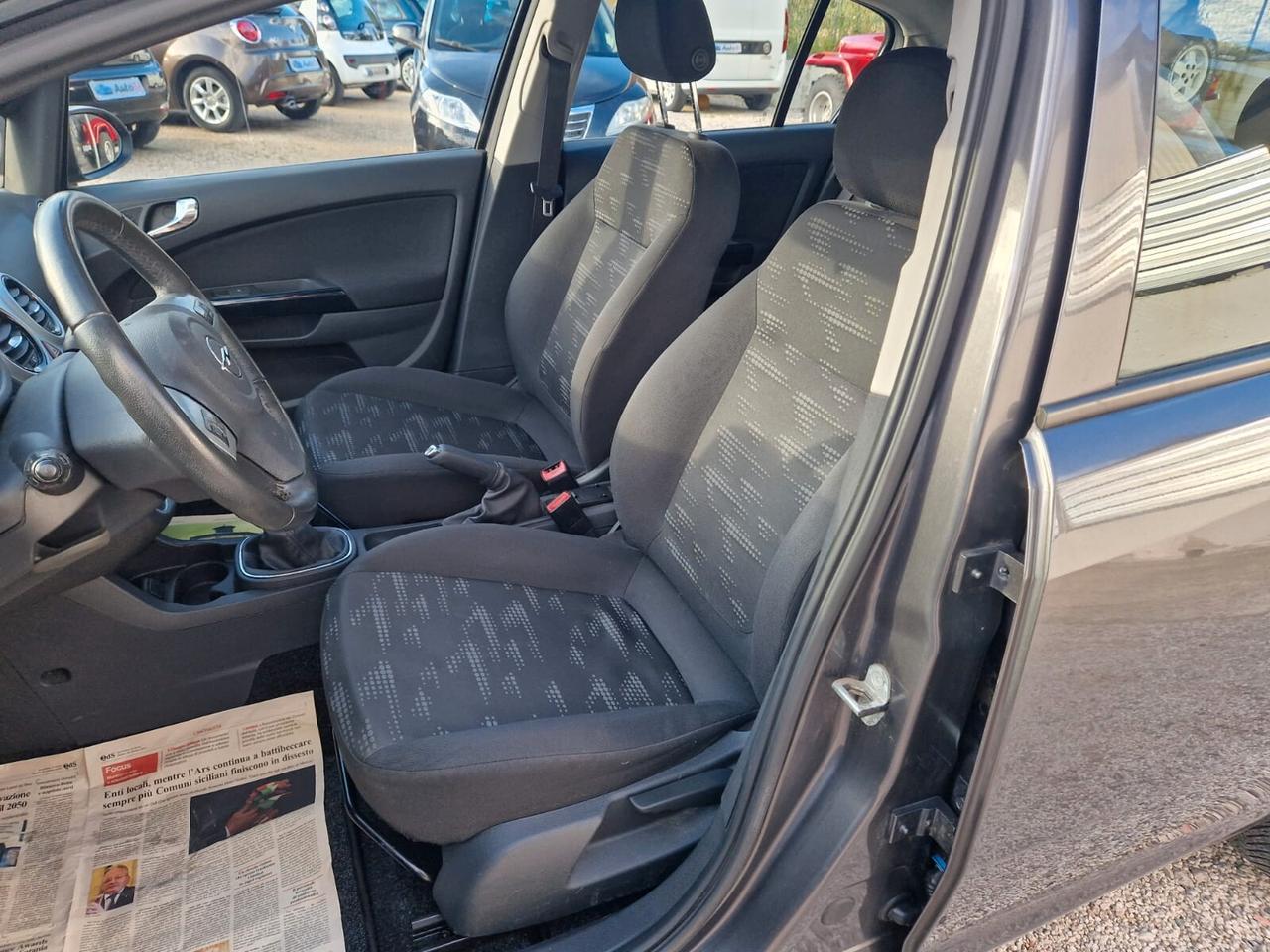 Opel Corsa 1.2 5 porte Elective