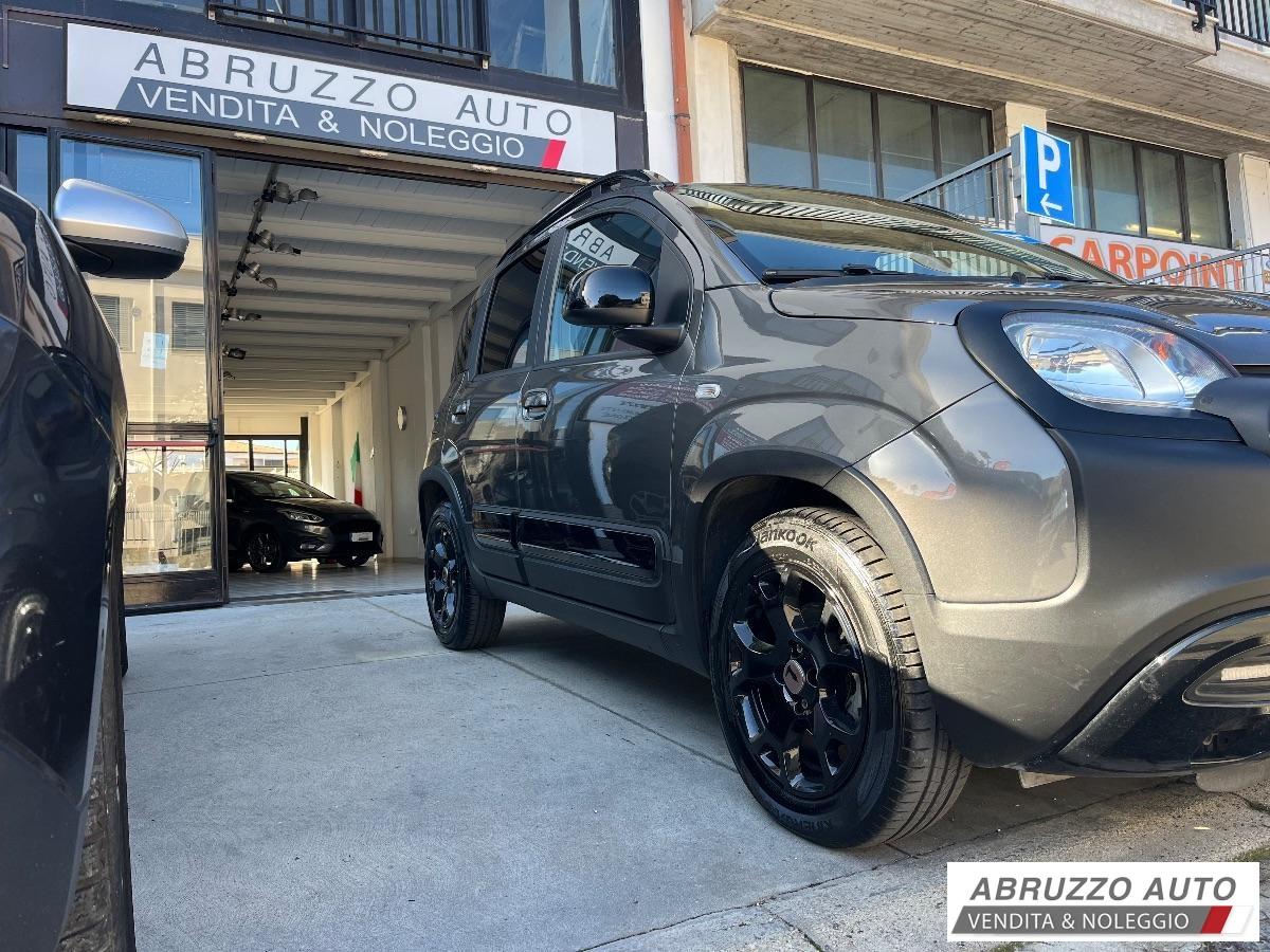 FIAT Panda 1.0 Hybrid Trussardi