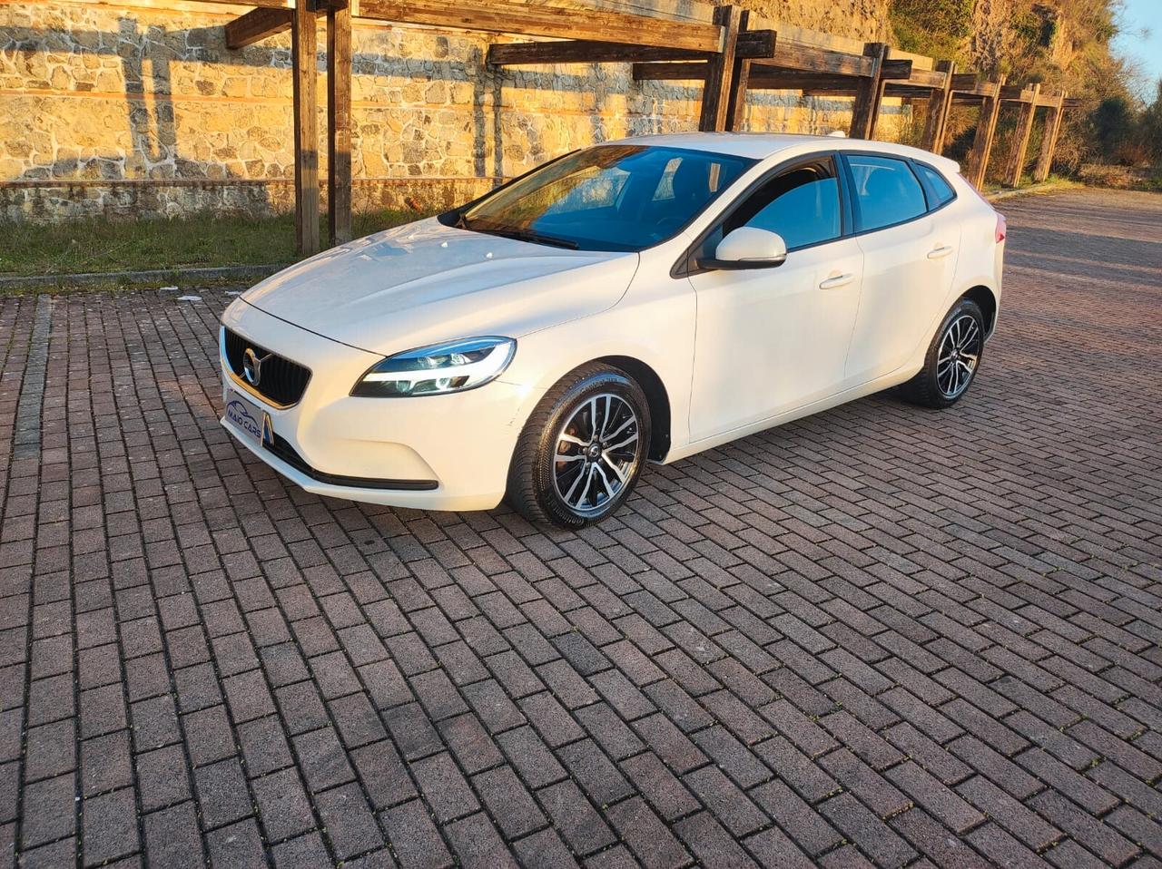 Volvo V40 D3 Geartronic Business Plus