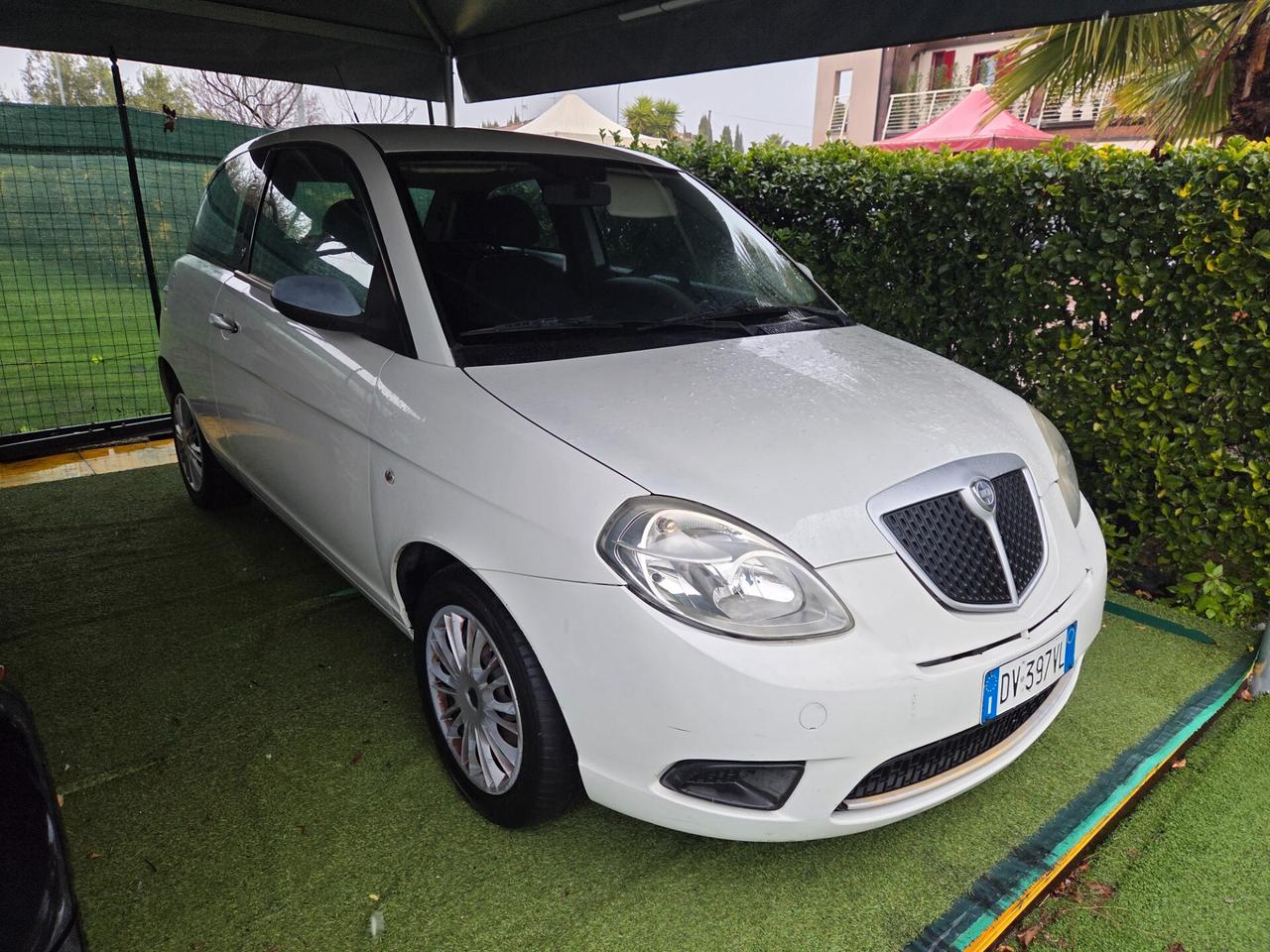 Lancia Ypsilon 1.2 Argento