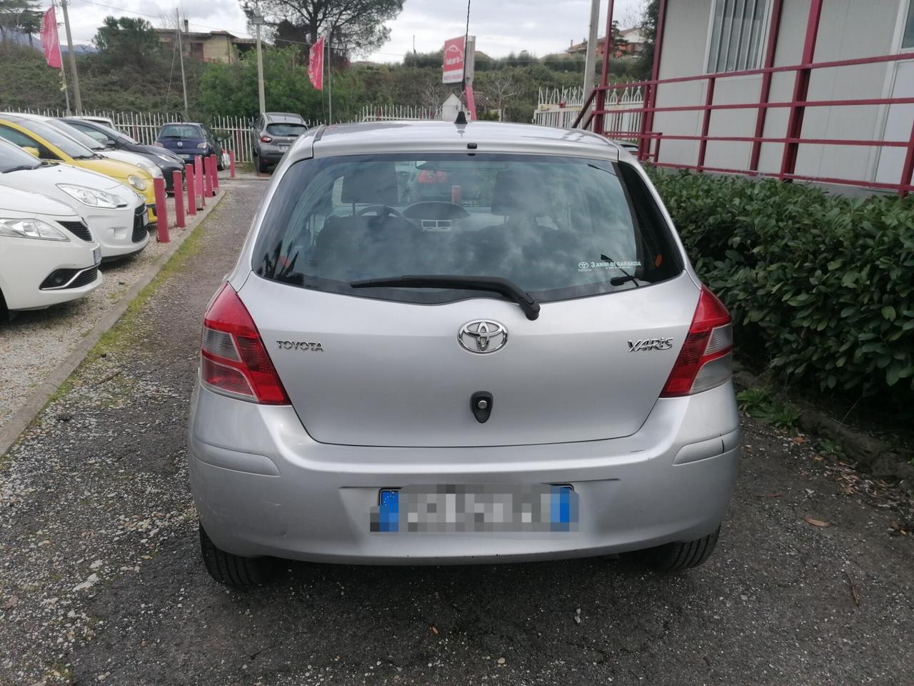 Toyota Yaris 1.4 D-4D 5 p Automatica