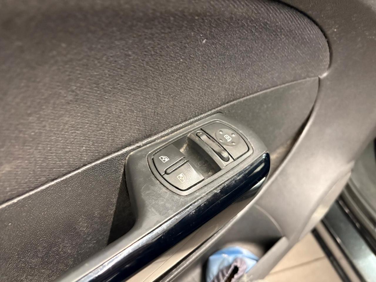 Opel Corsa 1.2 85CV 5 porte GPL-TECH Edition