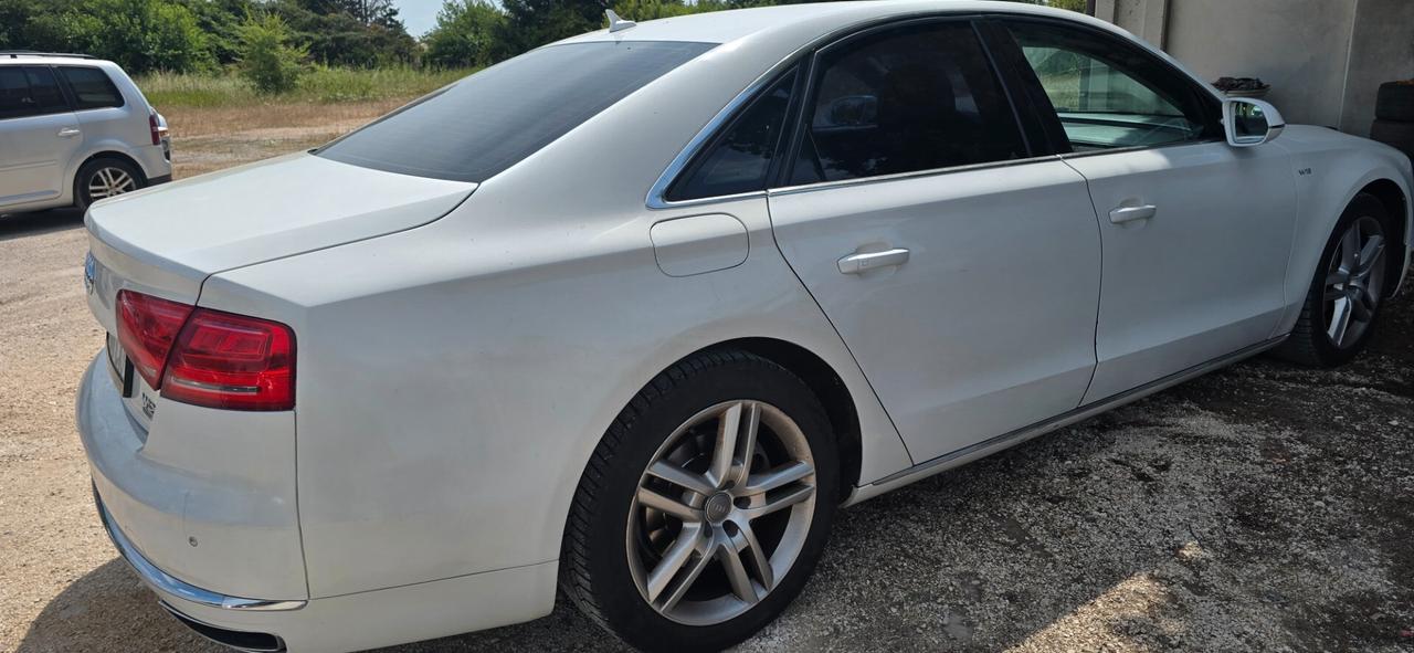 Audi A8 L 3.0 TDI 250 CV quattro tiptronic