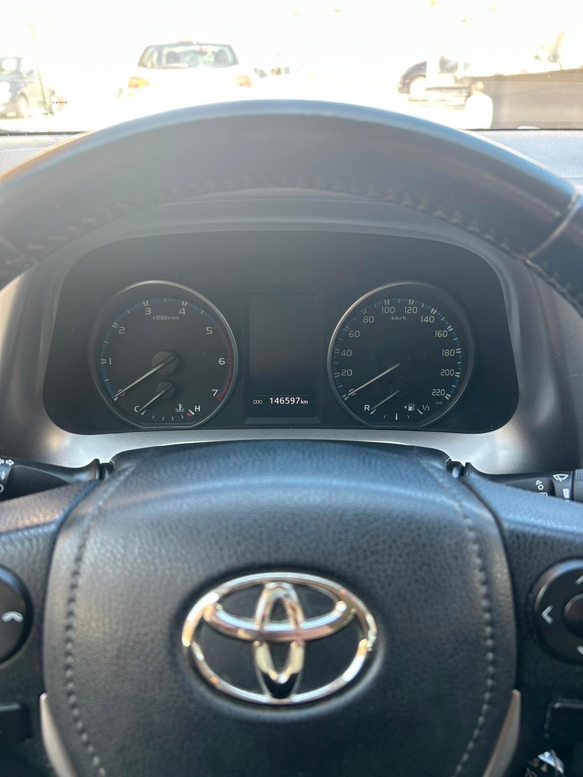 RAV4 2.0 D-4D 2WD Lounge