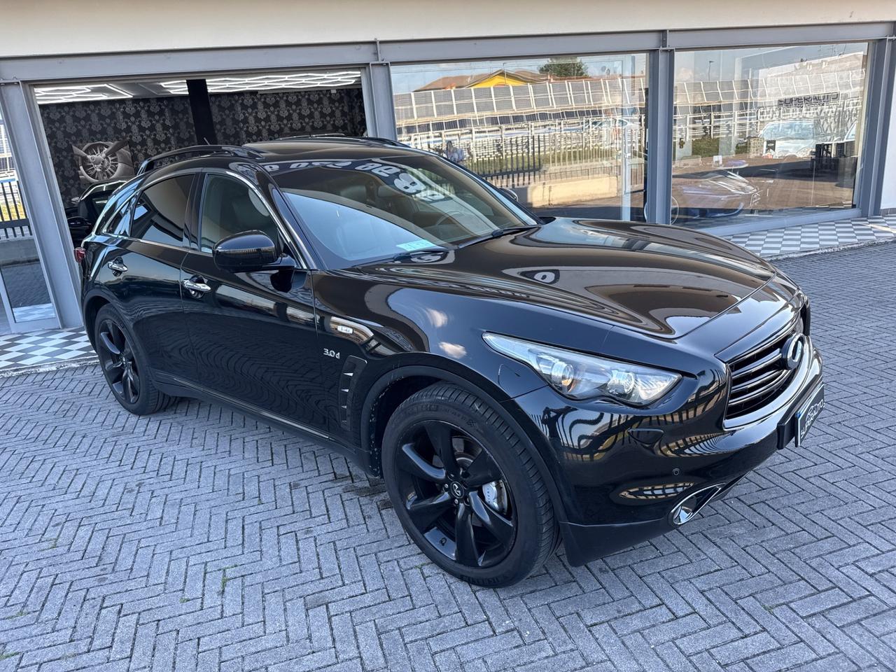 Infiniti QX70 3.0 diesel V6 AT S Design