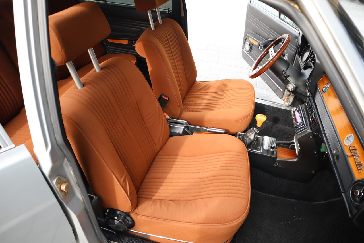 Alfa Romeo Alfetta Scudo Corto