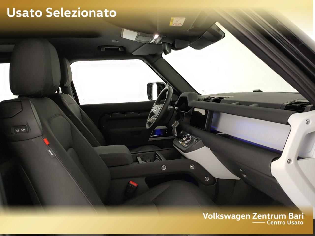 Land Rover Defender 3.0d i6 mhev x-dynamic se awd 200cv auto