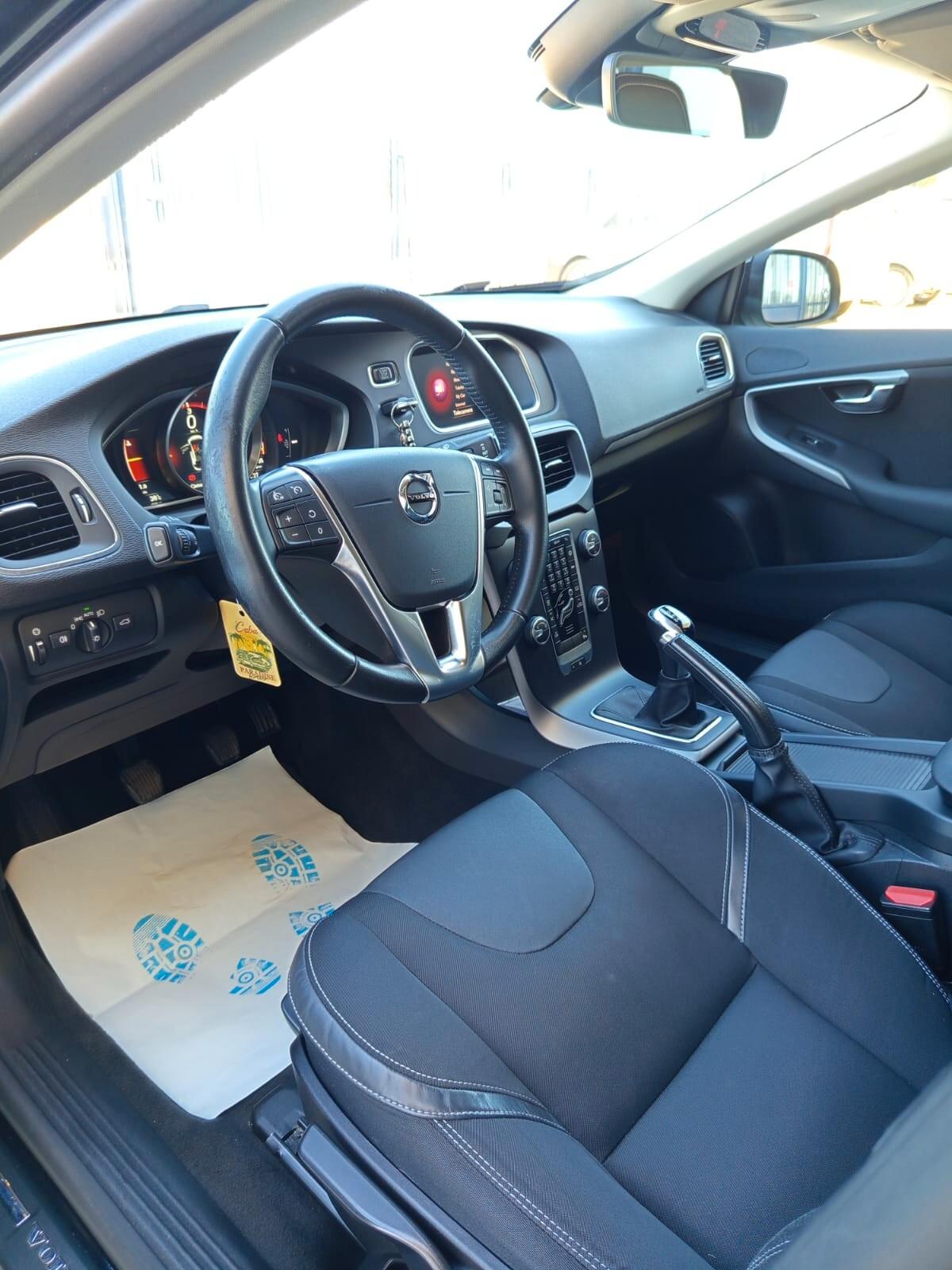 Volvo V40 D2 Business Plus