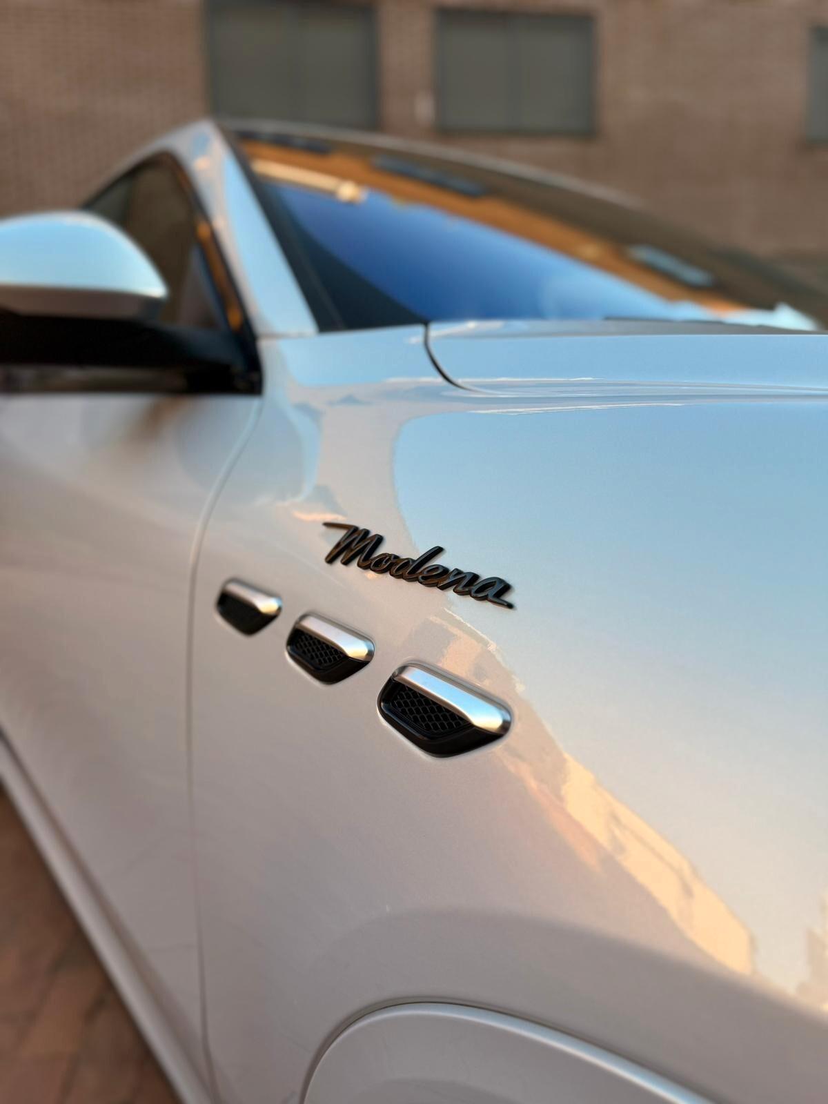 Maserati Grecale MHEV 330 CV AWD Modena