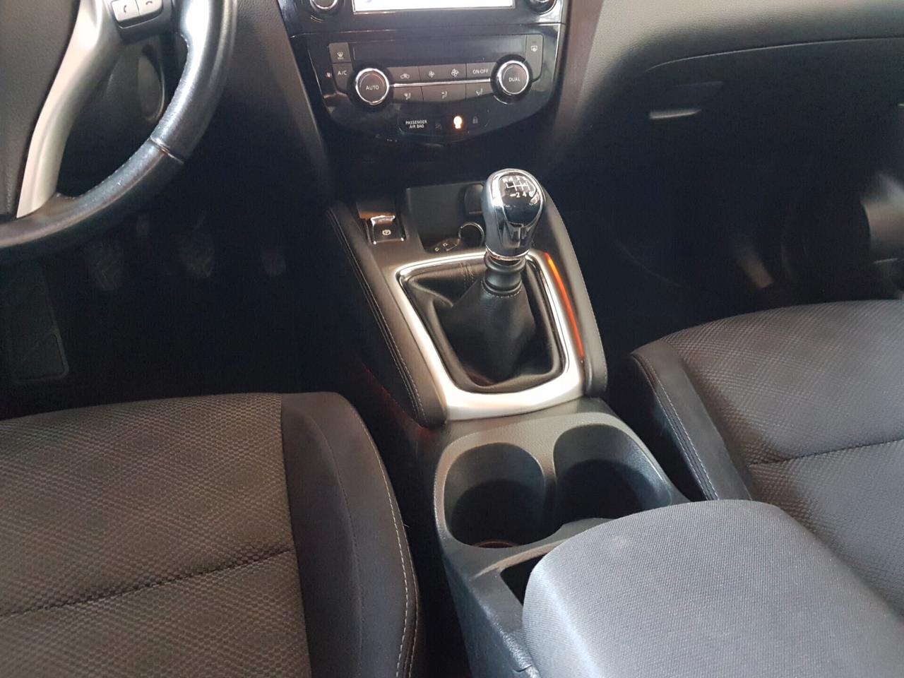 Nissan Qashqai 1.5 dCi N-Connecta