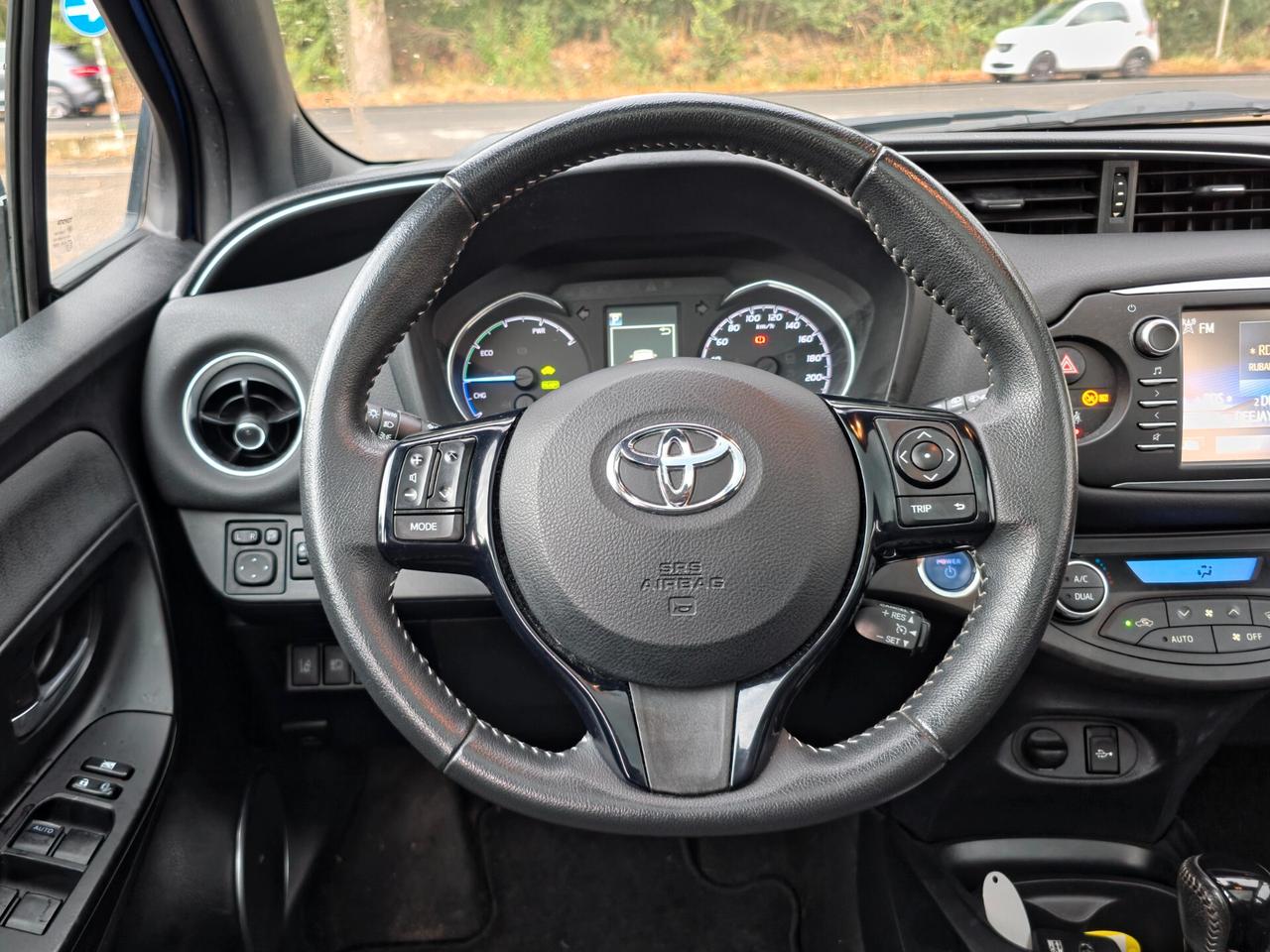 Toyota Yaris 1.5 Hybrid 5 porte Trend White Edition E6B Automatica NEO 2017