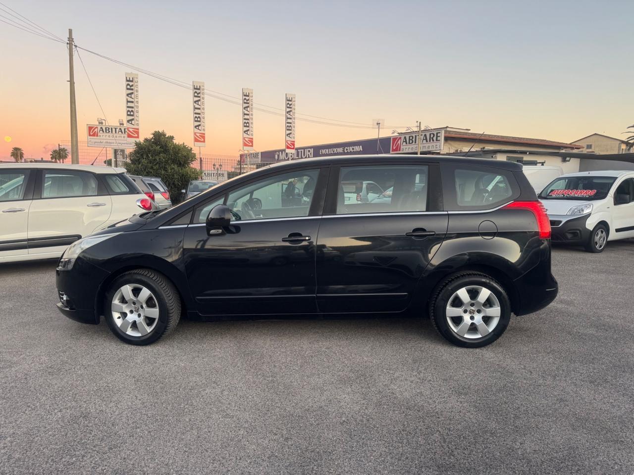 Peugeot 5008 1.6 HDi 112CV Business 7 posti