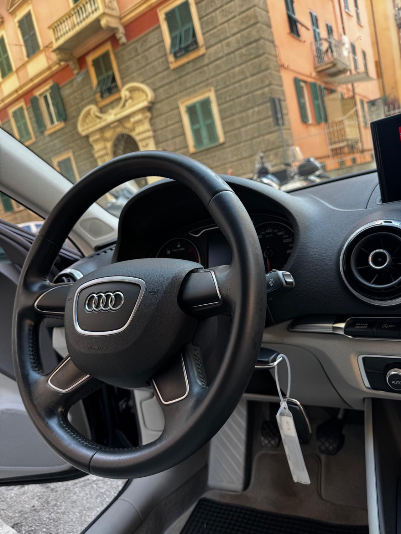 Audi A3 Sedan 2.0 TDI 150CV MANUALE 6M- PERMUTABILE