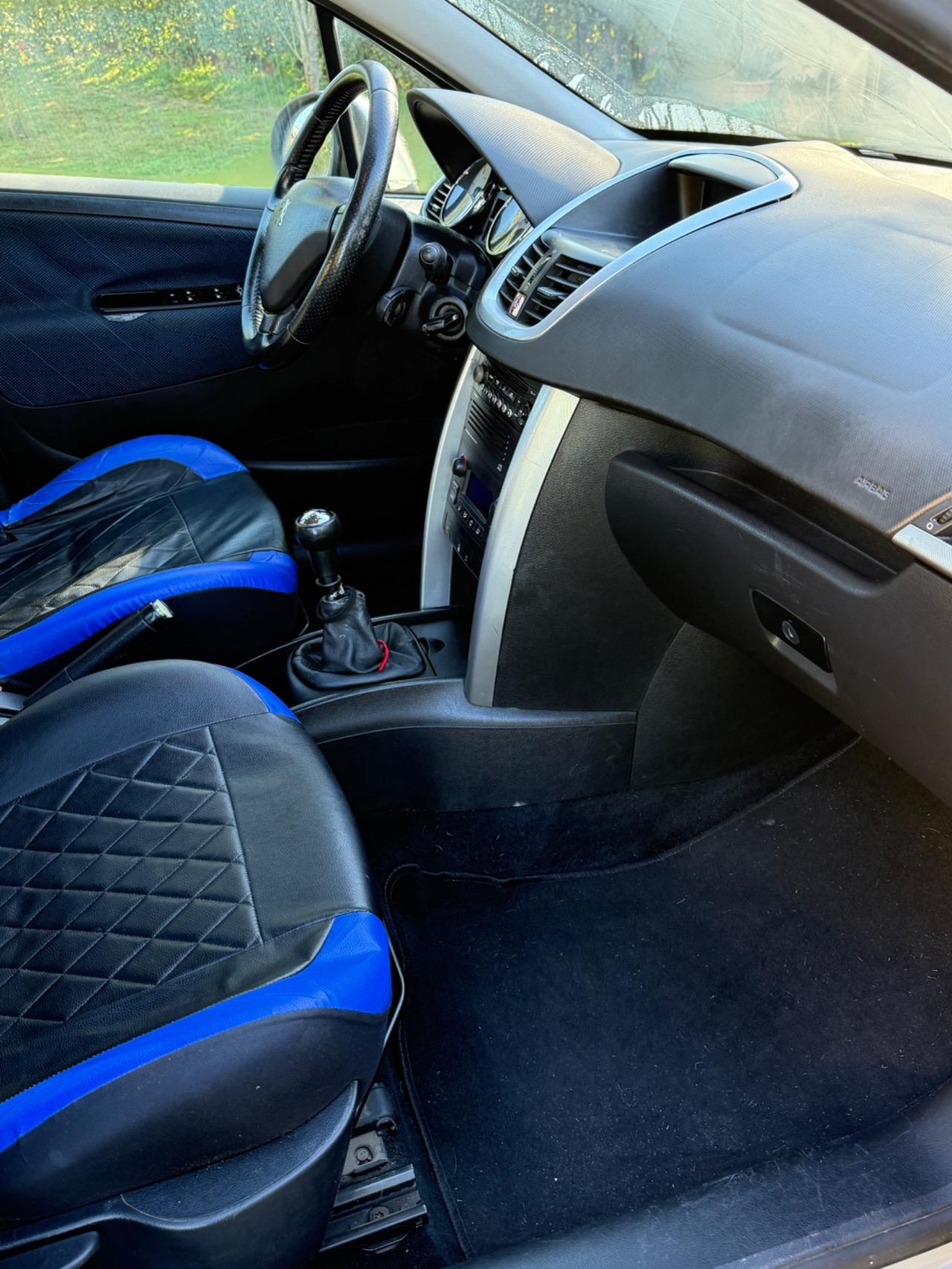 Peugeot 207 1.6 HDi 90CV 5p. Energie