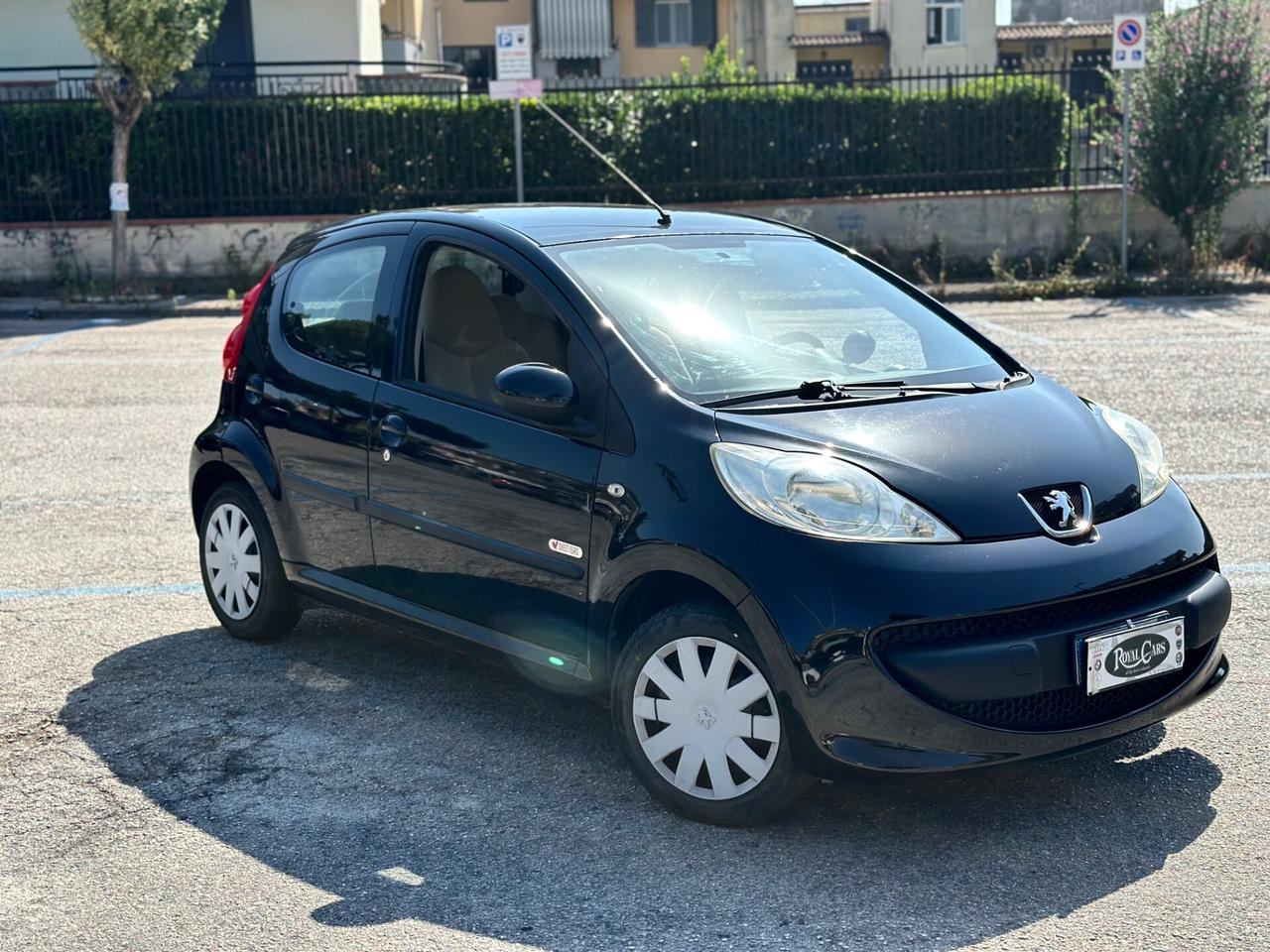 Peugeot 107 1.0 Benzina 68 Cv Clima