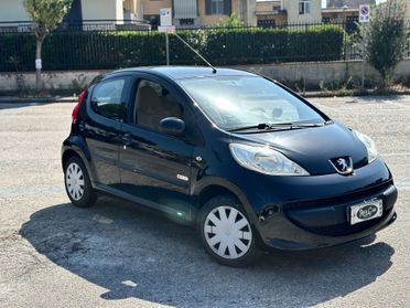 Peugeot 107 1.0 Benzina 68 Cv Clima