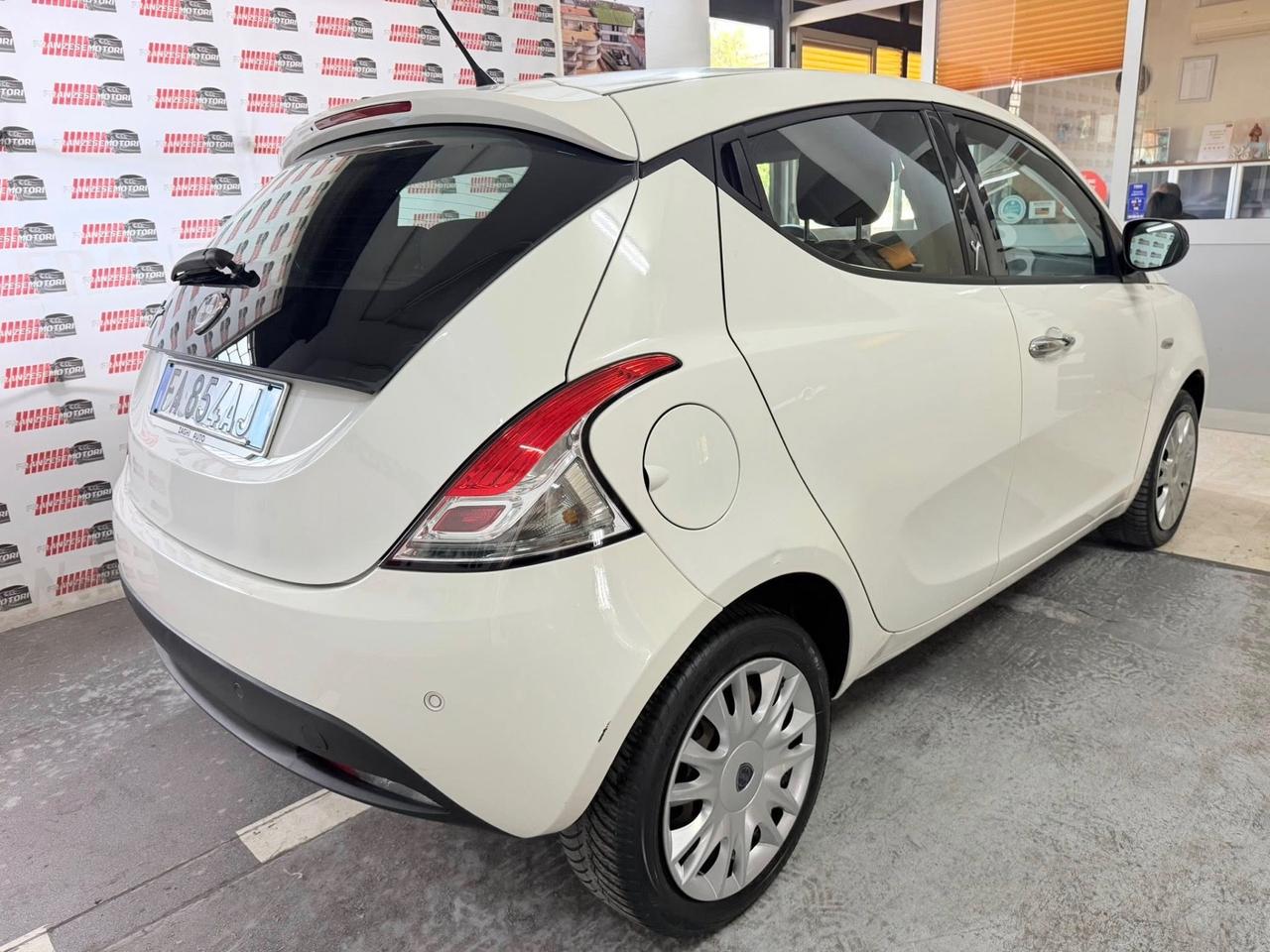 Lancia Ypsilon 1.3 MJT 16V 95 CV 5 porte S&S Gold
