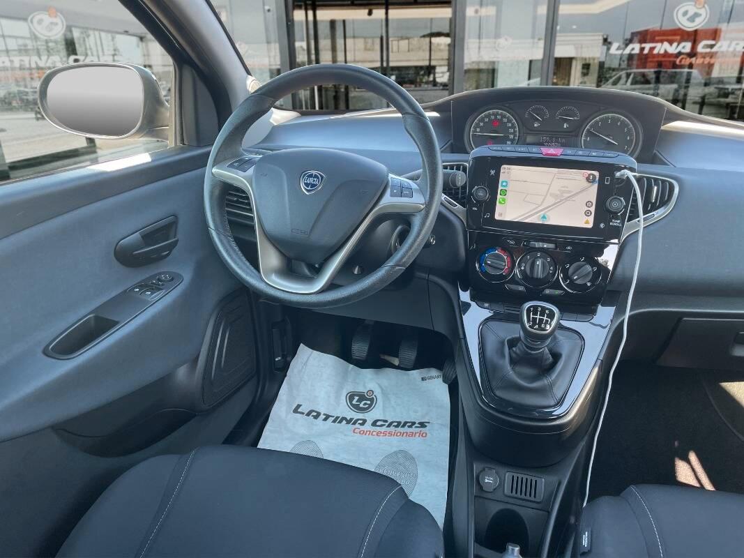 Lancia Ypsilon III 1.0 firefly hybrid Gold s&s 70cv CON CARPLAY