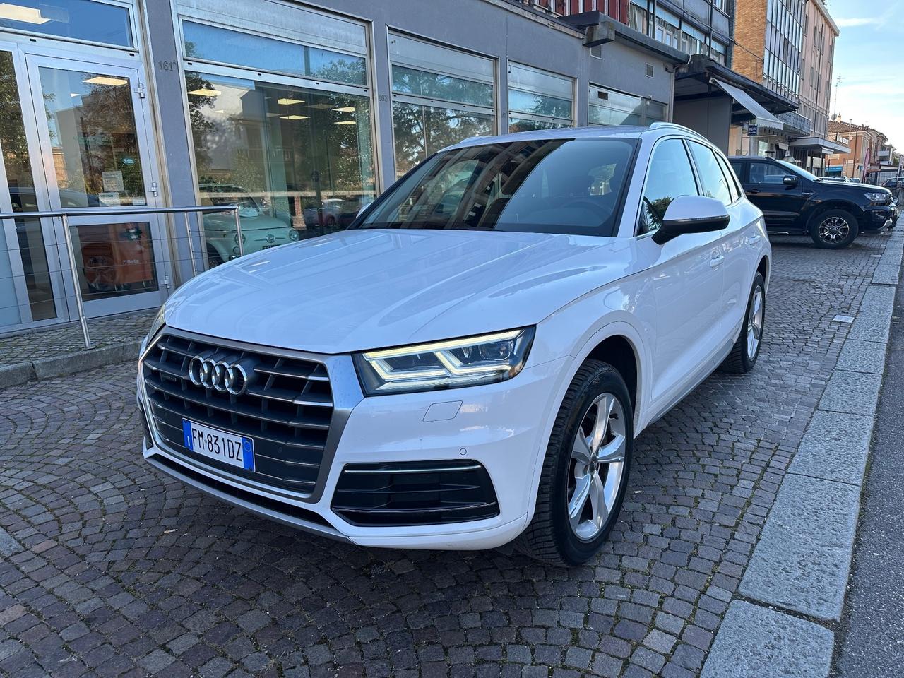 Audi Q5 2.0 TDI 190 CV quattro S tronic Business Sport