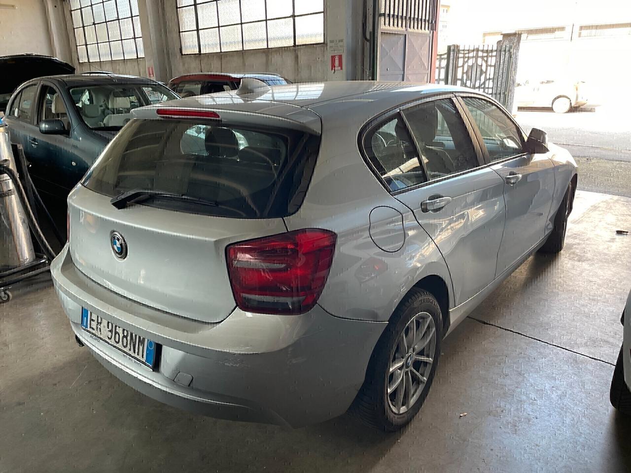 Bmw 116 116d 5p. Efficient Dynamics Urban AUTOMATICA