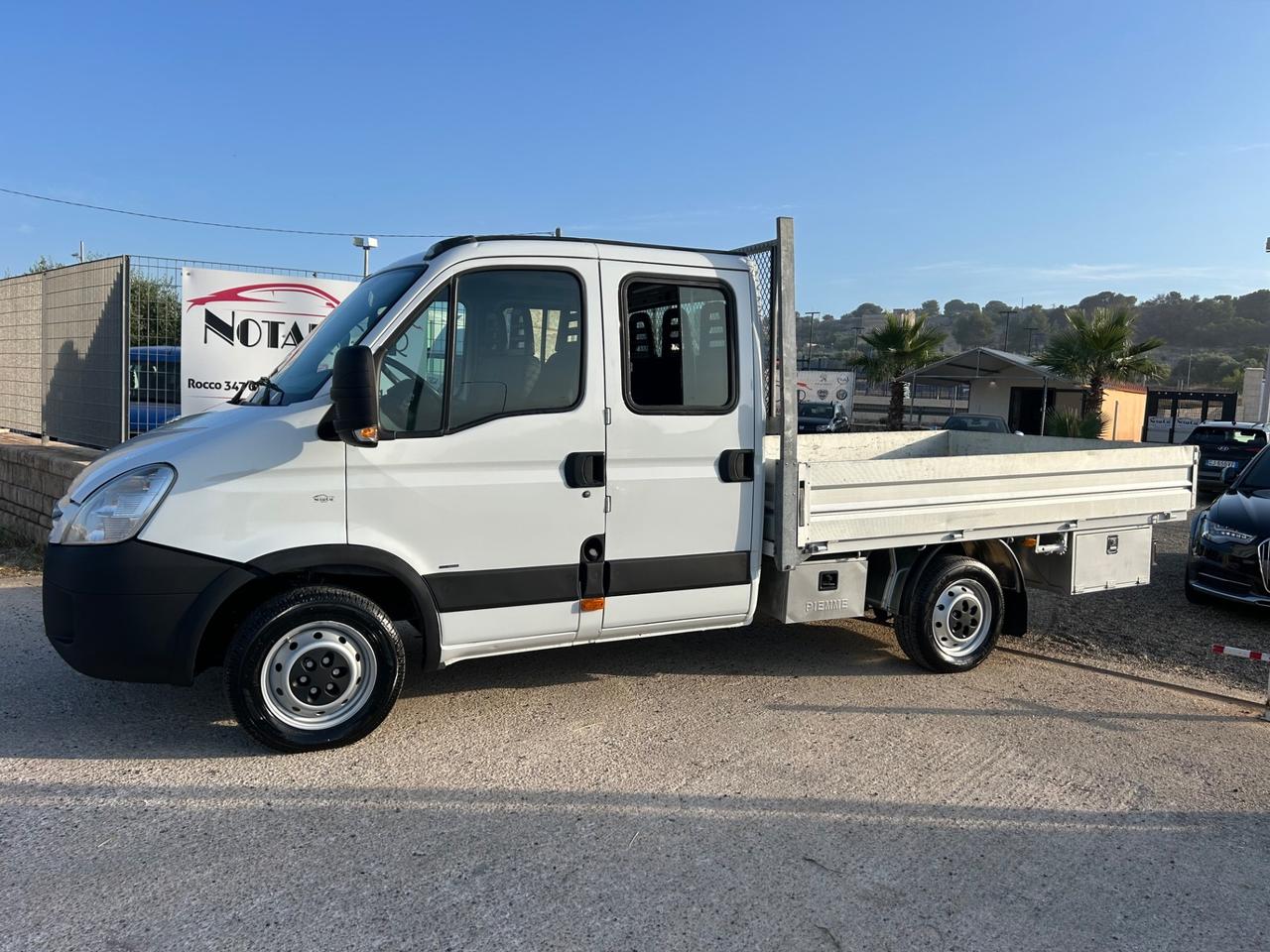 IVECO DAILY 7 POSTI 2.3 HPI 130cv