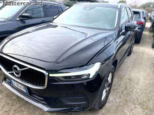 VOLVO XC60 XC60 II 2.0 b4 Momentum Pro Awd auto -GE804CM