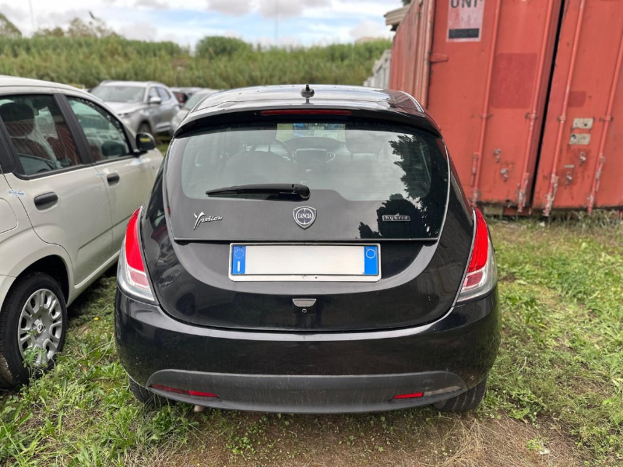 LANCIA Ypsilon III 2021 - Ypsilon 1.0 firefly hybrid Gold s&s 70cv