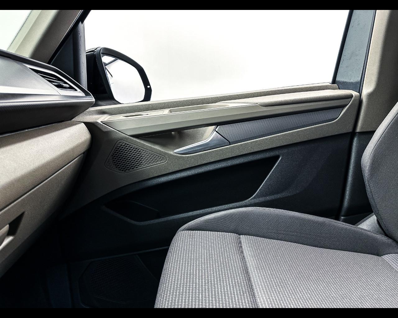 VOLKSWAGEN Multivan 7ª '21-> - Multivan 2.0 TDI 150CV DSG Space