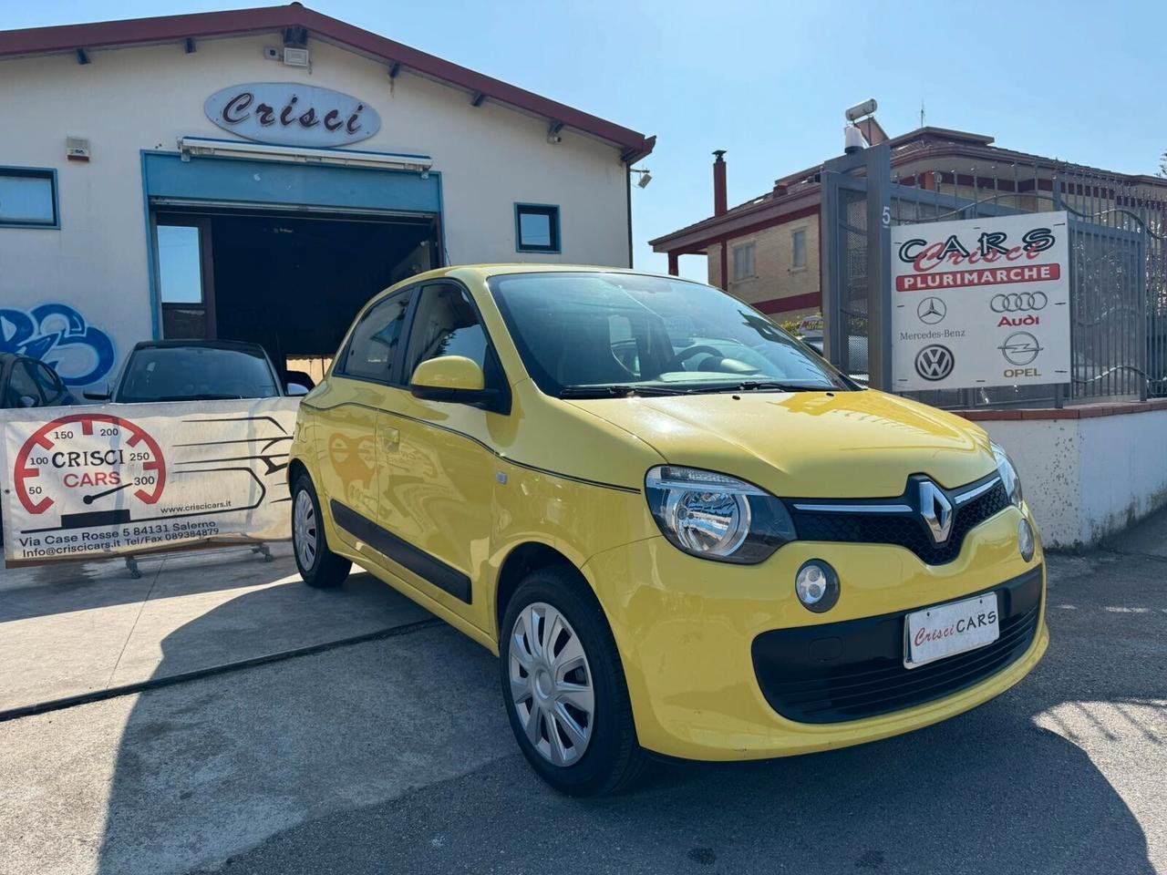Renault Twingo Piccola, Gialla e Pronta a Tutto