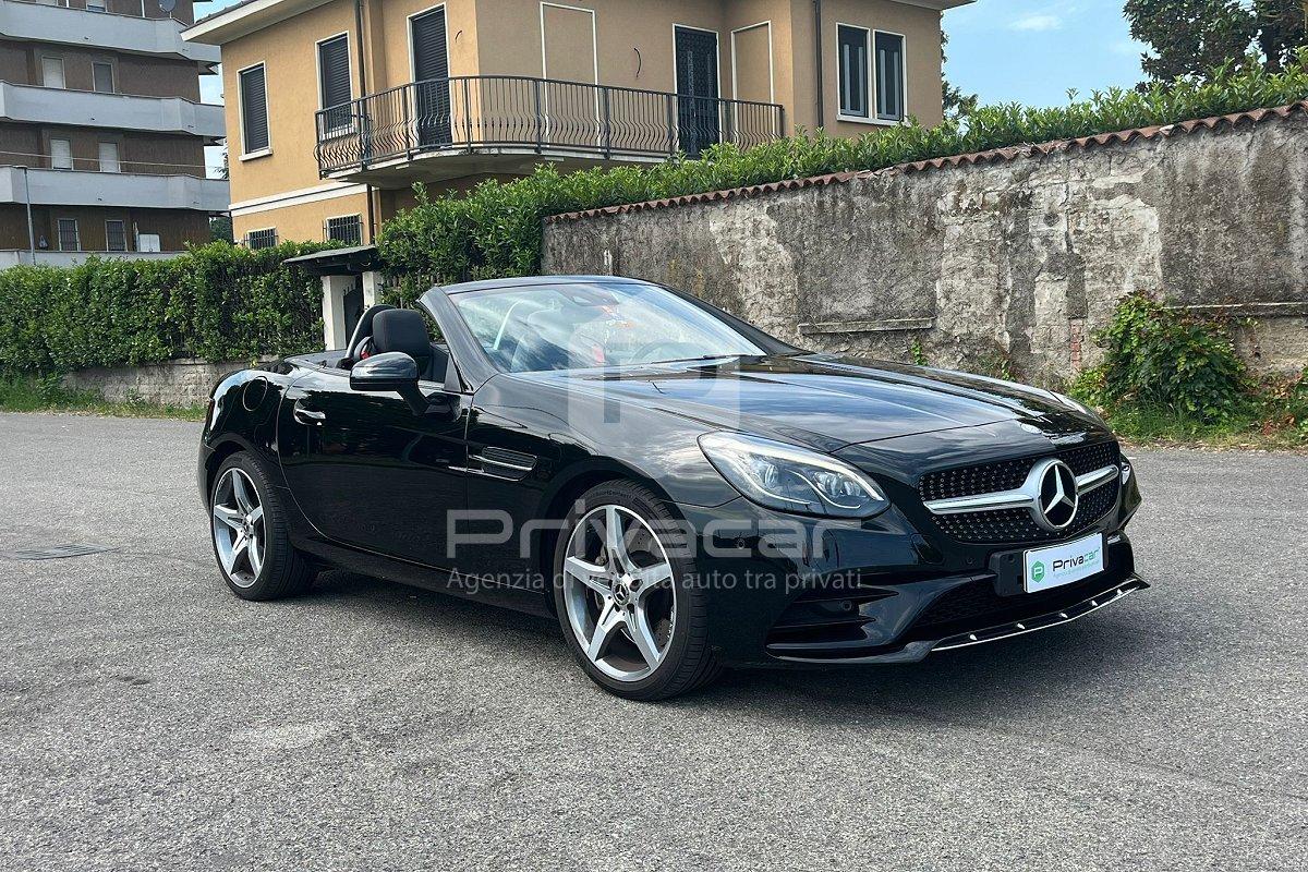 MERCEDES SLC 180 AMG line